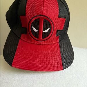 Unisex BioWorld OSFM Marvel Deadpool Red/Black SnapBack Hat